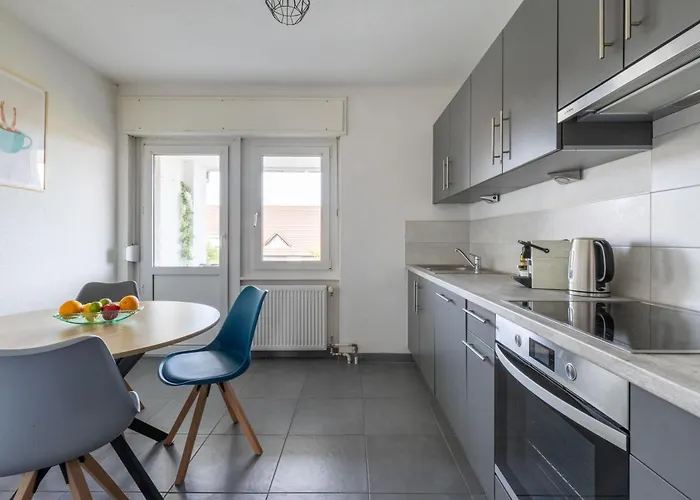 Saint-louis Centre, Idéal Voyageurs Apartamento Saint-Louis (Haut-Rhin)